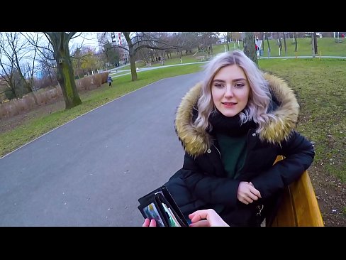❤️ Norij svešinieka karstu spermu par naudu - blowjob in the park by Eva Elfie Seks video pie mums lv.valeshop.top